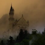 tr-a-real-life-ghost-mansion-that-you-can-visit-today